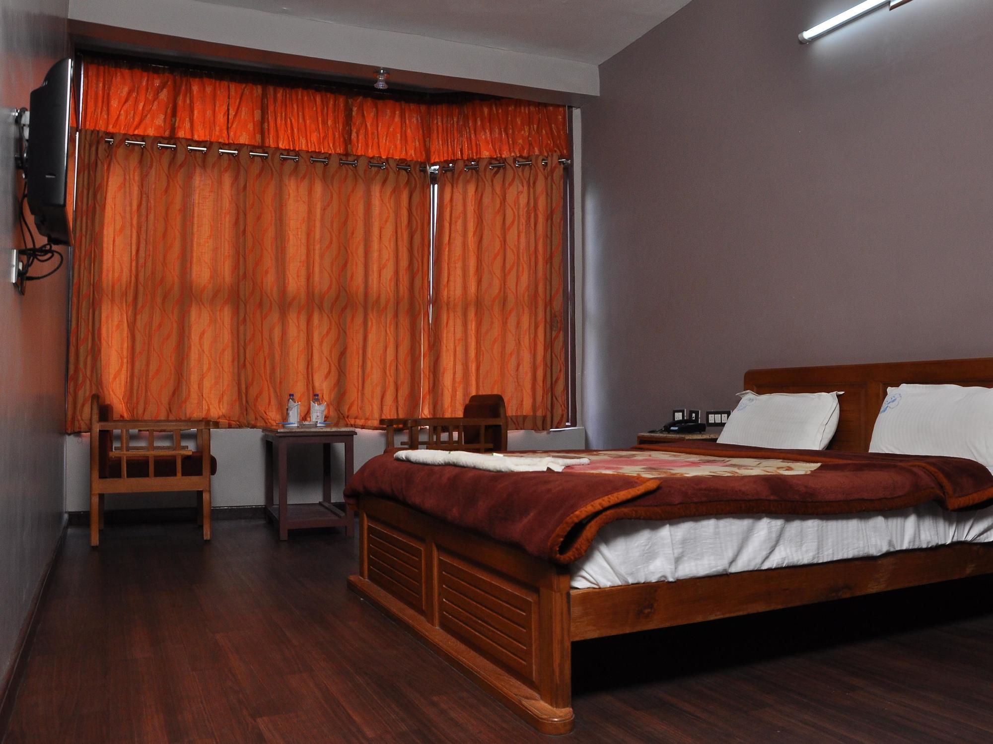 Grand Paradise Inn Kodaikanal Eksteriør bilde